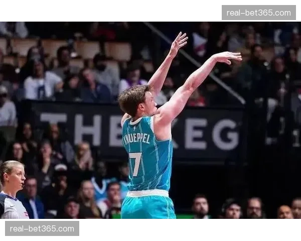 黄蜂克尼普尔三分命中率43.5% 新秀赛季已投进253记三分